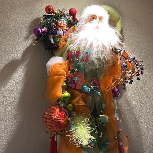 Whimsical Santa Claus! - Picture 3 of 4